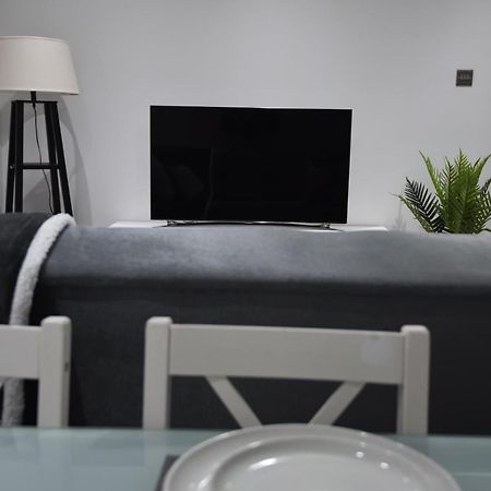 Cozy! 2-Bedroom Exclusive Apartment Near Bristol City Centre Easton Speedwell Sleeps Upto 6 Exterior foto