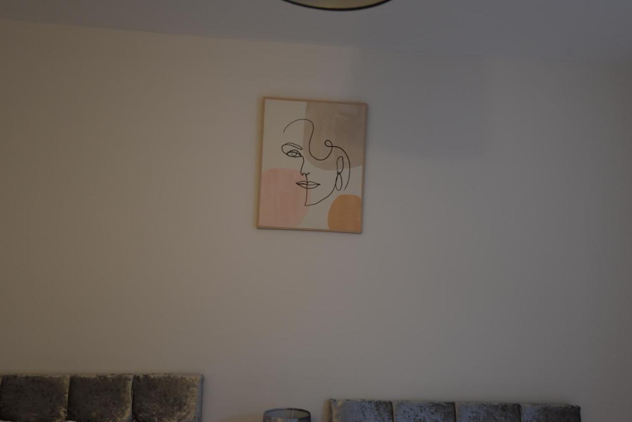 Cozy! 2-Bedroom Exclusive Apartment Near Bristol City Centre Easton Speedwell Sleeps Upto 6 Exterior foto
